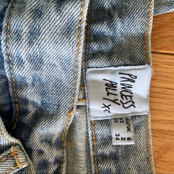 HOLLY ASYMMETRIC STRAIGHT LEG JEAN LIGHT WASH DENIM - Picture 8 of 8